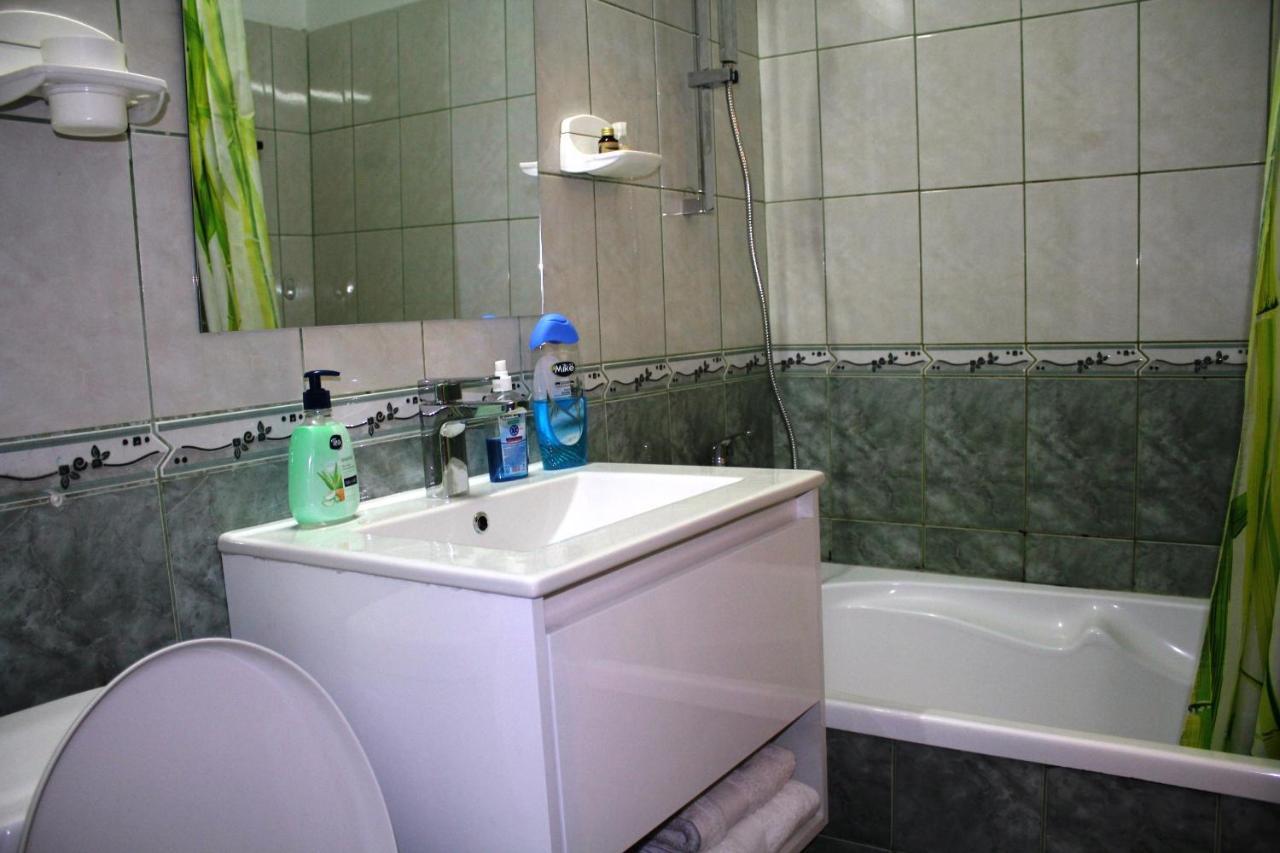 Decebal 1 Premium Apartment บูคาเรสต์ ภายนอก รูปภาพ